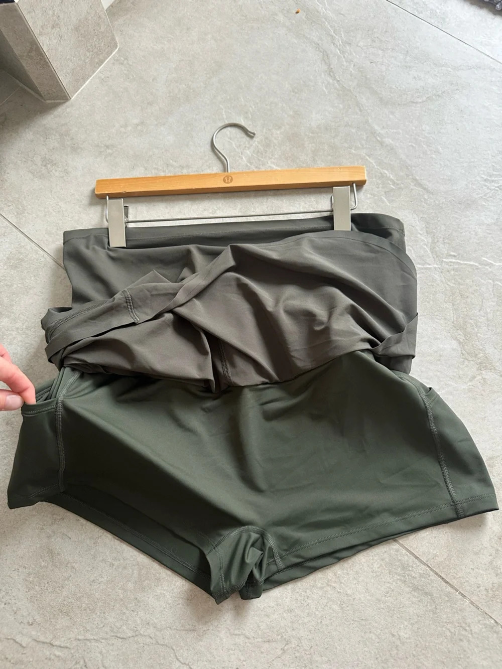 NWT Momanda Bloomove Maternity Dolphin Shorts with Inner Pockets XXL